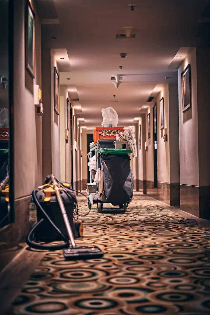 Carpet-Cleaning-3-scaled
